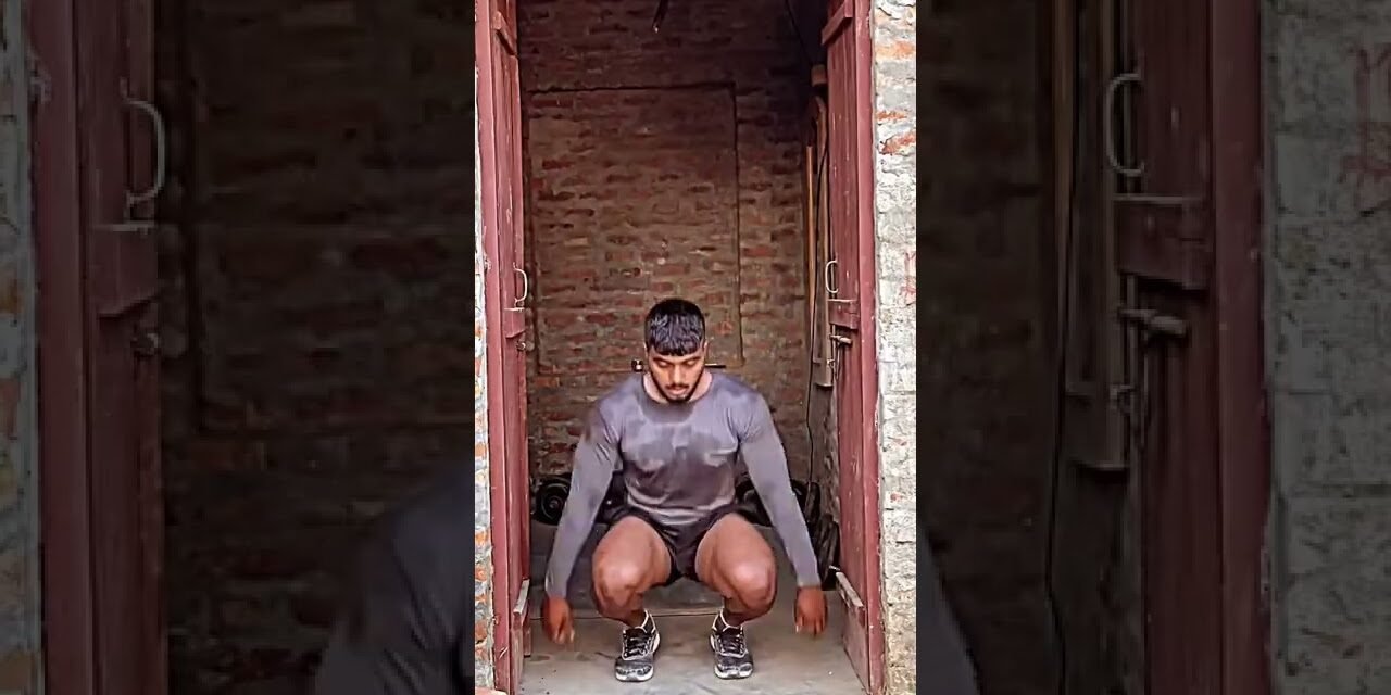 Do you want these type leg ?#shorts #youtubeshorts #fitness #wrestling #workout Desi leg workout