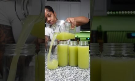 PINEAPPLE & GINGER DETOX JUICE. Series ep.1 #juicingforweightloss #juicingrecipes